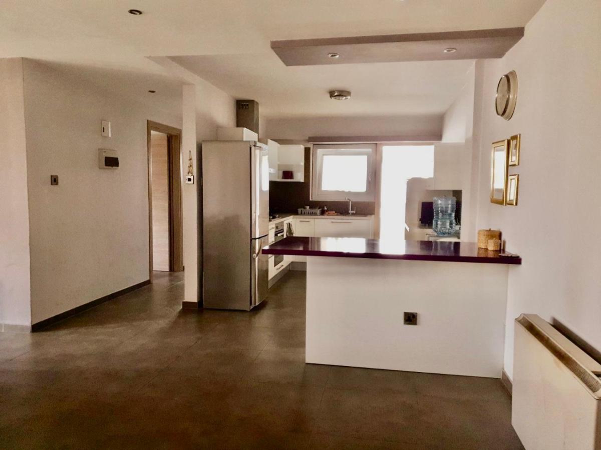 2-Bedroom Appartment In Center Nicosia Eksteriør billede